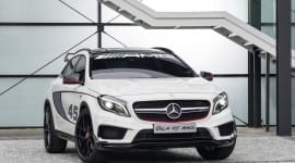 Αποκαλυπτήρια για την Mercedes GLA 45 AMG